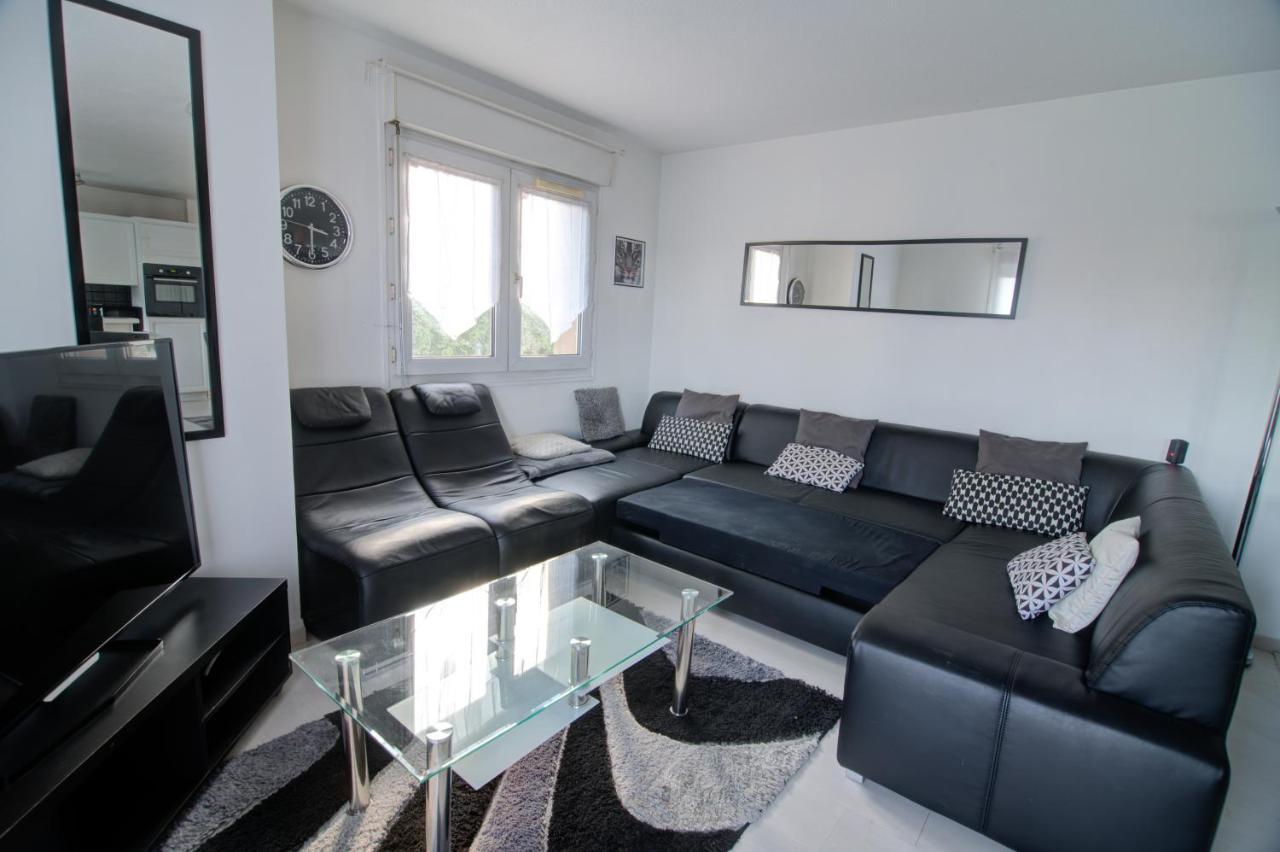 Design Apartment Near Geneva Etrembieres Luaran gambar